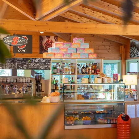 Campsite Club Del Sole Rivaverde Easy Village