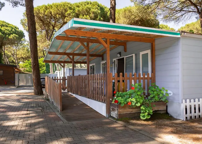 캠프장 Club Del Sole Rivaverde Easy Village 마리나디라벤나